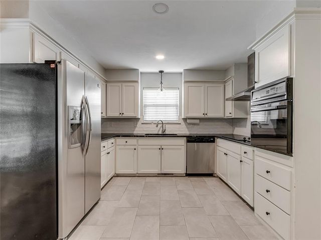 3120 NW 61st Place, Oklahoma City, OK 73112