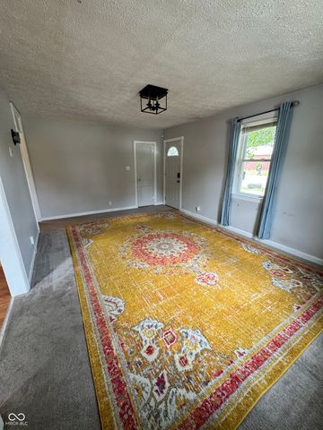 243 N Jefferson Street, Brownsburg, IN 46112