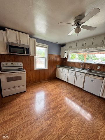 243 N Jefferson Street, Brownsburg, IN 46112