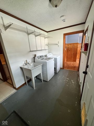 243 N Jefferson Street, Brownsburg, IN 46112