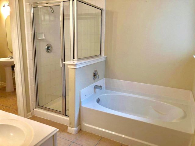 818 Forest Fir, Houston, TX 77067