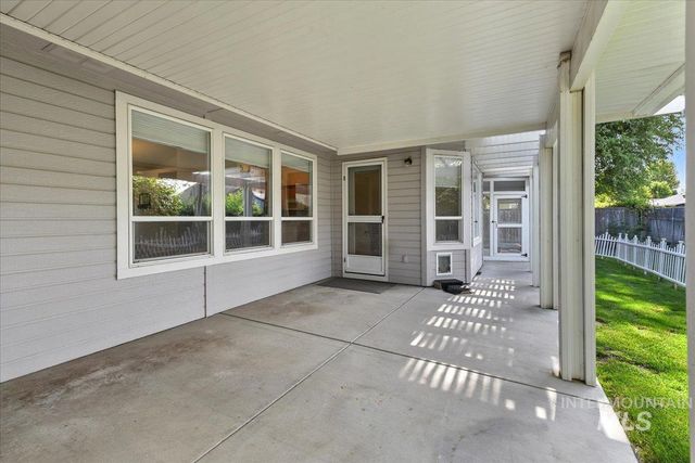 1723 W Lowry, Meridian, ID 83642