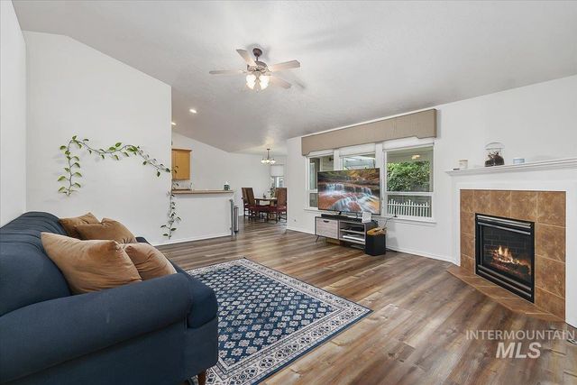 1723 W Lowry, Meridian, ID 83642