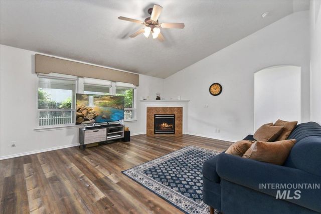 1723 W Lowry, Meridian, ID 83642