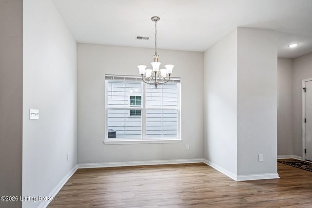 807 Rosemary Ln, La Grange, KY 40031