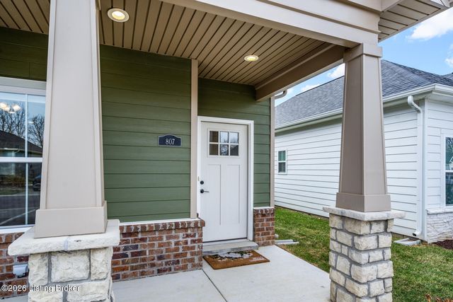 807 Rosemary Ln, La Grange, KY 40031