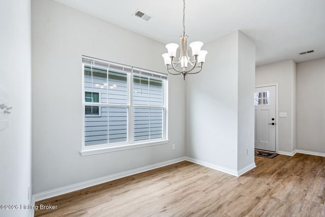 807 Rosemary Ln, La Grange, KY 40031