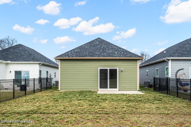 807 Rosemary Ln, La Grange, KY 40031