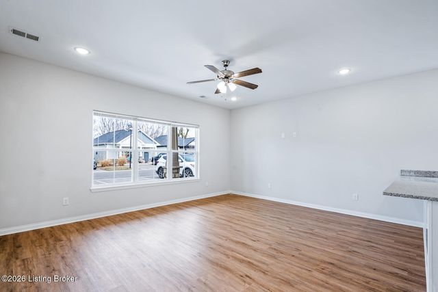 807 Rosemary Ln, La Grange, KY 40031