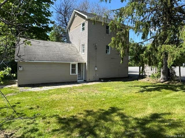 12 Edmunds Lane, Pine Bush, NY 12566