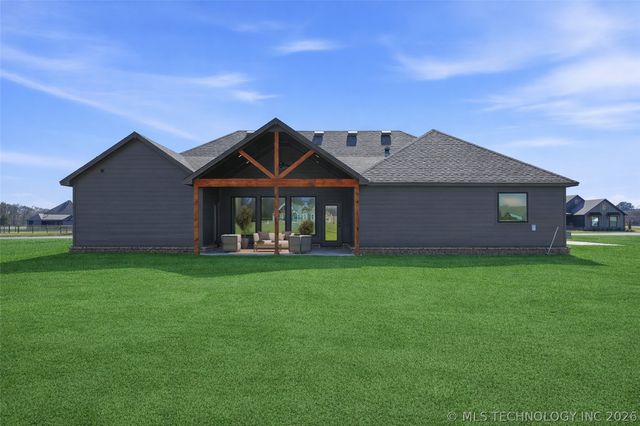16313 E 102nd Street N, Owasso, OK 74055