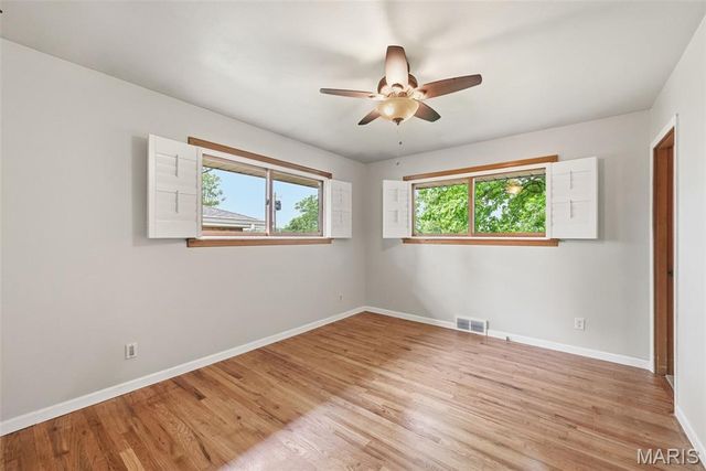 7712 Sunray Lane, Crestwood, MO 63123