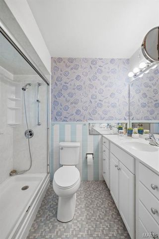 7712 Sunray Lane, Crestwood, MO 63123