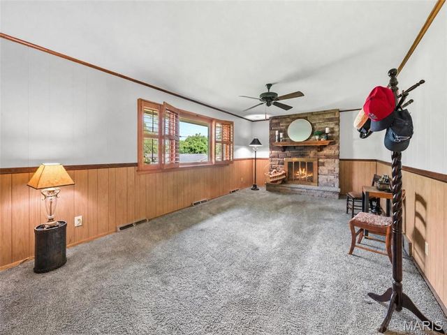 7712 Sunray Lane, Crestwood, MO 63123
