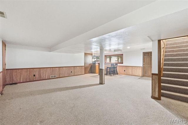 7712 Sunray Lane, Crestwood, MO 63123