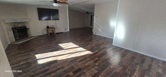 3815 Oak Meadow Street, Granbury, TX 76048