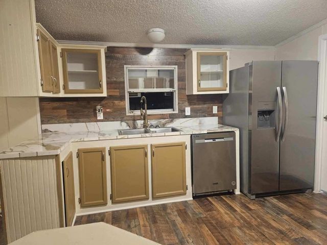 3815 Oak Meadow Street, Granbury, TX 76048