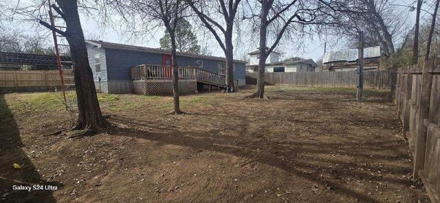 3815 Oak Meadow Street, Granbury, TX 76048