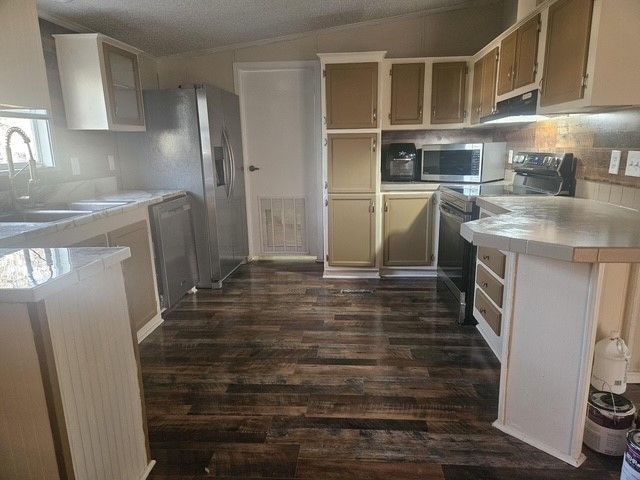 3815 Oak Meadow Street, Granbury, TX 76048