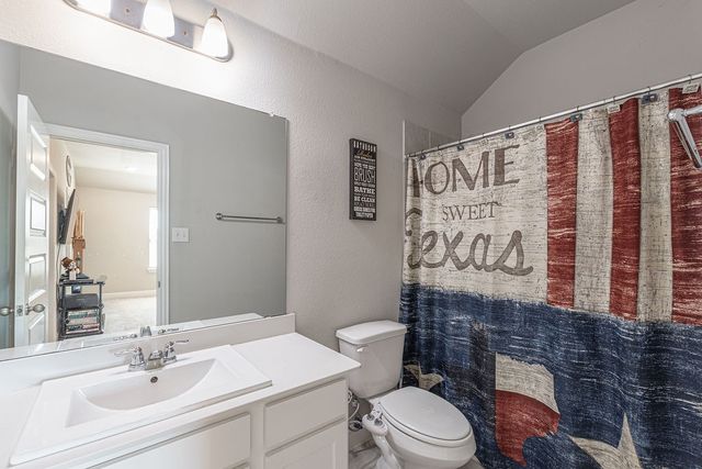 102 Highedge Drive, Fate, TX 75087