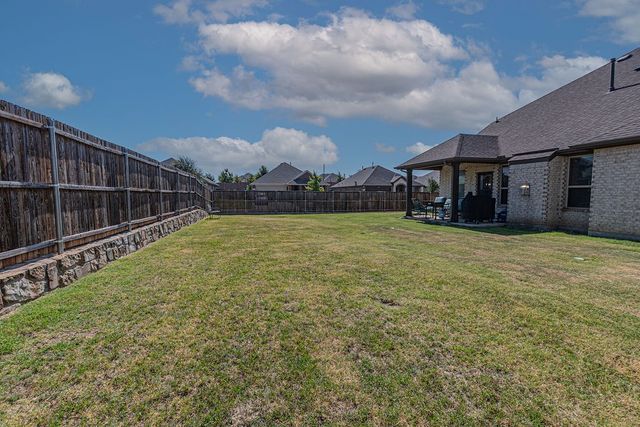 102 Highedge Drive, Fate, TX 75087
