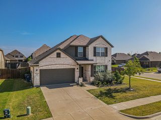 102 Highedge Drive, Fate, TX 75087
