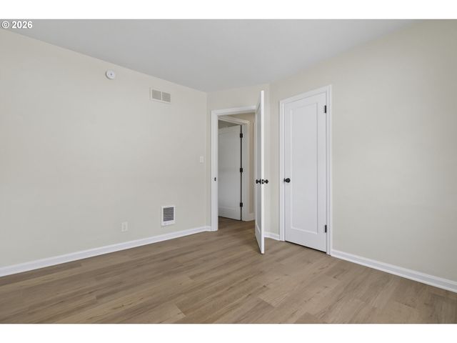 520 24TH Ave, Longview, WA 98632