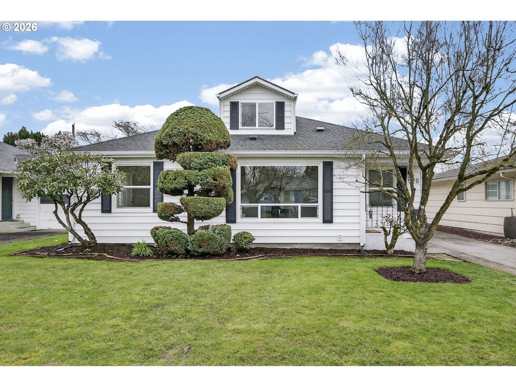 520 24TH Ave, Longview, WA 98632