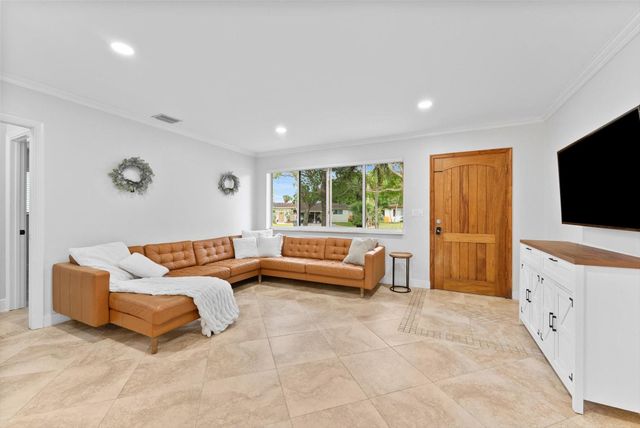 1257 NW 5th Street, Boca Raton, FL 33486