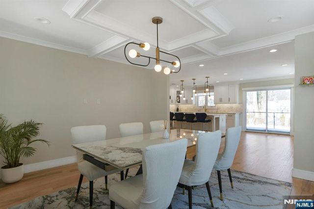 676 Ridgewood Road, Oradell, NJ 07649