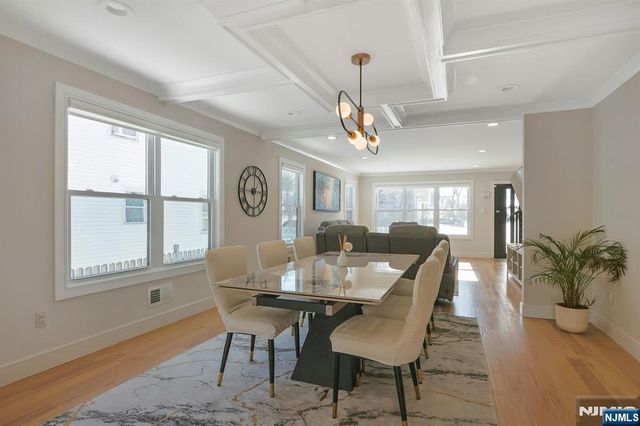 676 Ridgewood Road, Oradell, NJ 07649