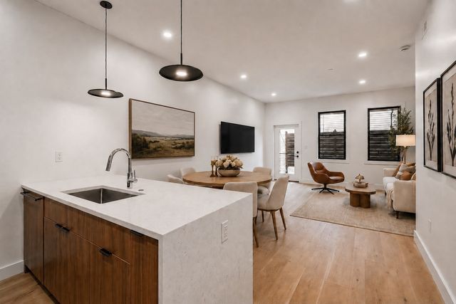 47 Condor St 202, Boston, MA 02128