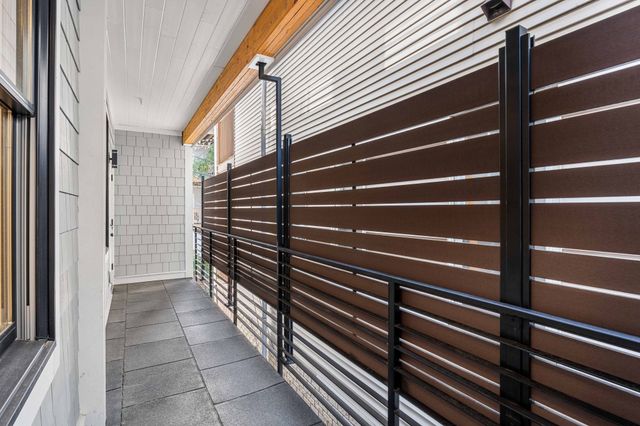 47 Condor St 202, Boston, MA 02128