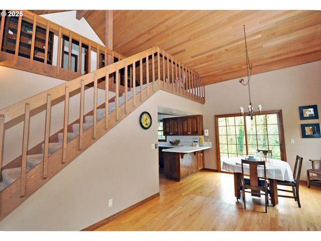 15207 S FORSYTHE Rd, Oregon City, OR 97045