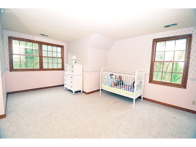 15207 S FORSYTHE Rd, Oregon City, OR 97045