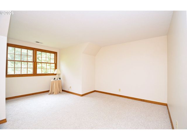 15207 S FORSYTHE Rd, Oregon City, OR 97045