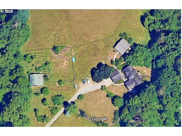 15207 S FORSYTHE Rd, Oregon City, OR 97045