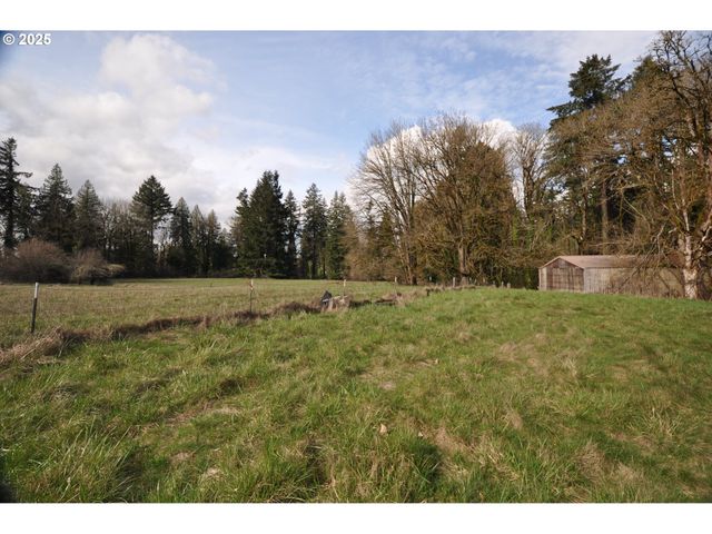 15207 S FORSYTHE Rd, Oregon City, OR 97045