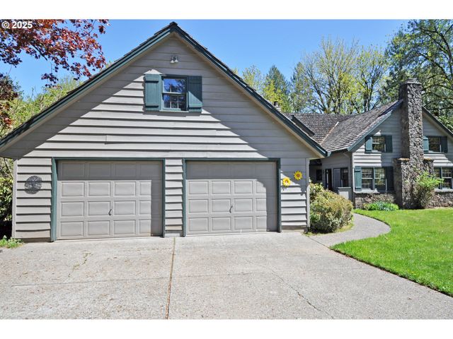 15207 S FORSYTHE Rd, Oregon City, OR 97045