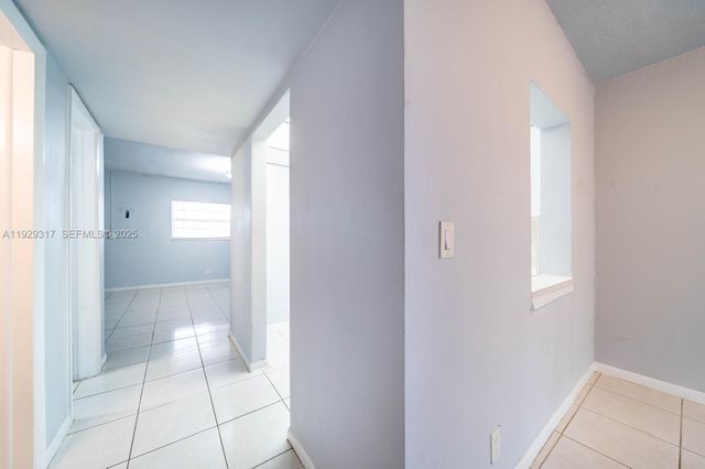 1400 NE 57th St 205, Fort Lauderdale, FL 33334