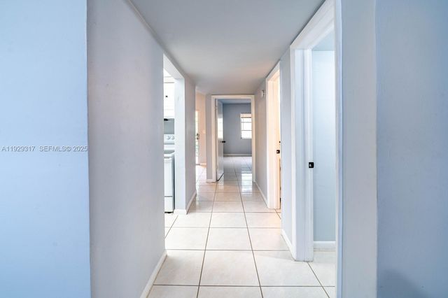 1400 NE 57th St 205, Fort Lauderdale, FL 33334