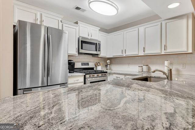 1906 Ridgefield Drive, Peachtree City, GA 30269