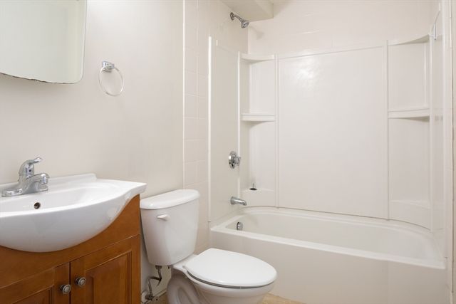 45 Chelsea St. 1, Boston, MA 02128