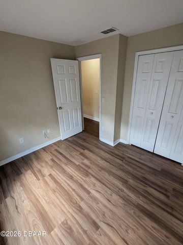 2887 Doe Run Trail, Orange City, FL 32763