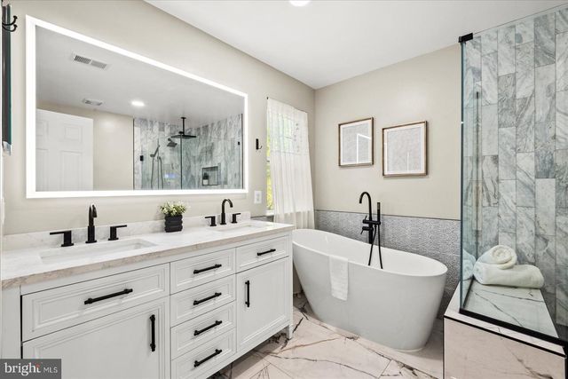 15000 SLIPPERY ELM CT, Woodbridge, VA 22193