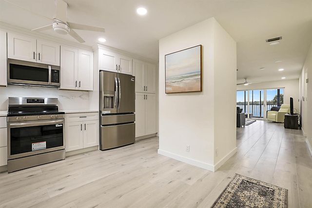 300 Intracoastal Place 203, Jupiter, FL 33469