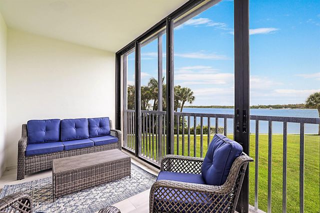 300 Intracoastal Place 203, Jupiter, FL 33469