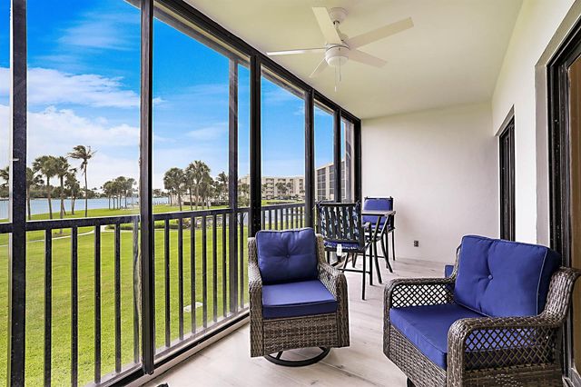 300 Intracoastal Place 203, Jupiter, FL 33469