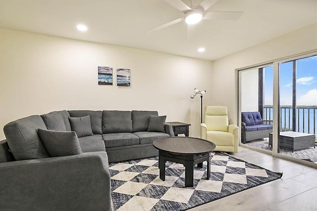 300 Intracoastal Place 203, Jupiter, FL 33469