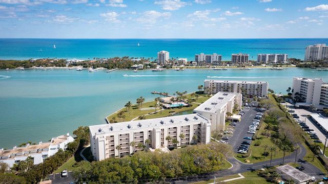 300 Intracoastal Place 203, Jupiter, FL 33469